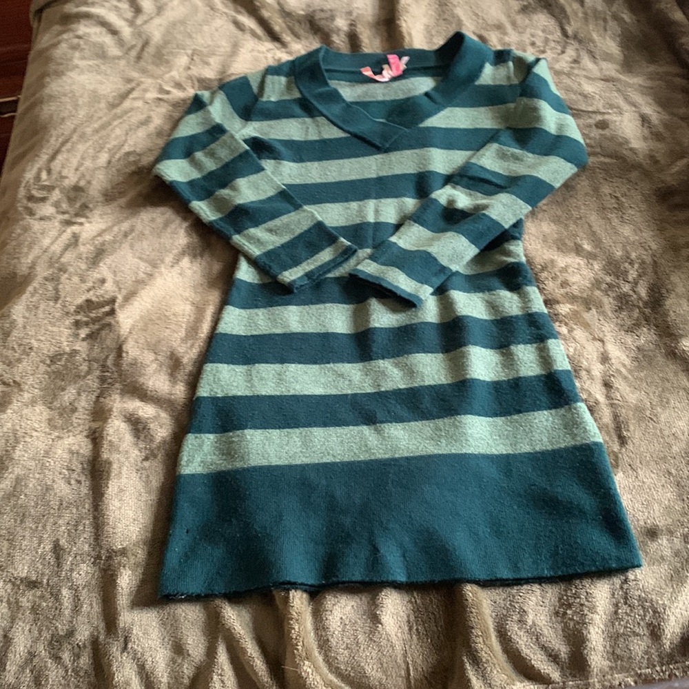 Tunic - Picture 2 of 6